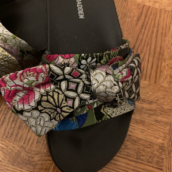 Steve masses bow printed slides - Picture 3 of 4